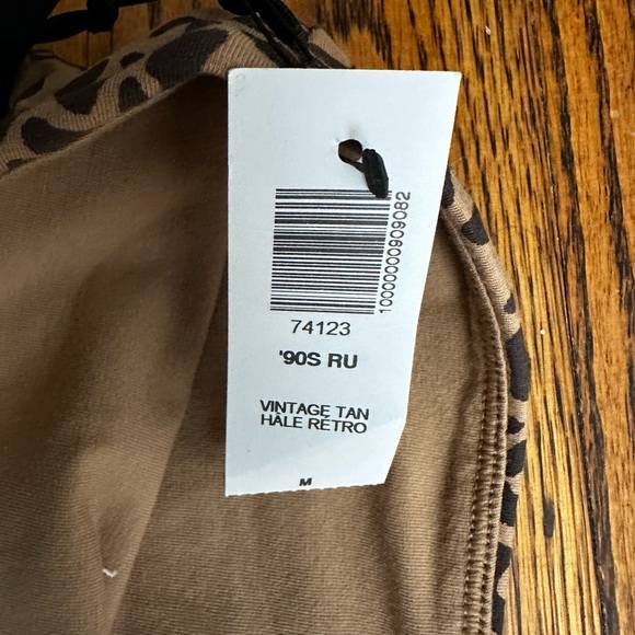 TNA 90’s RU Bandeau Cheetah Print - Picture 6 of 6